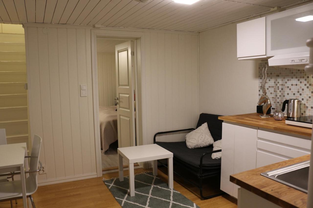 Nice Apartment With1 Bedroom Separate Living Room With A Sofa Bed And A Tiny Kitchen A Bathroom Located In Nordstrand Near By The Sea For 3 Guests With A Garden And Grill 5 Extra Guests With Extra Cost In The Cabin With Sea View Just Outside The Apar Oslo Bagian luar foto
