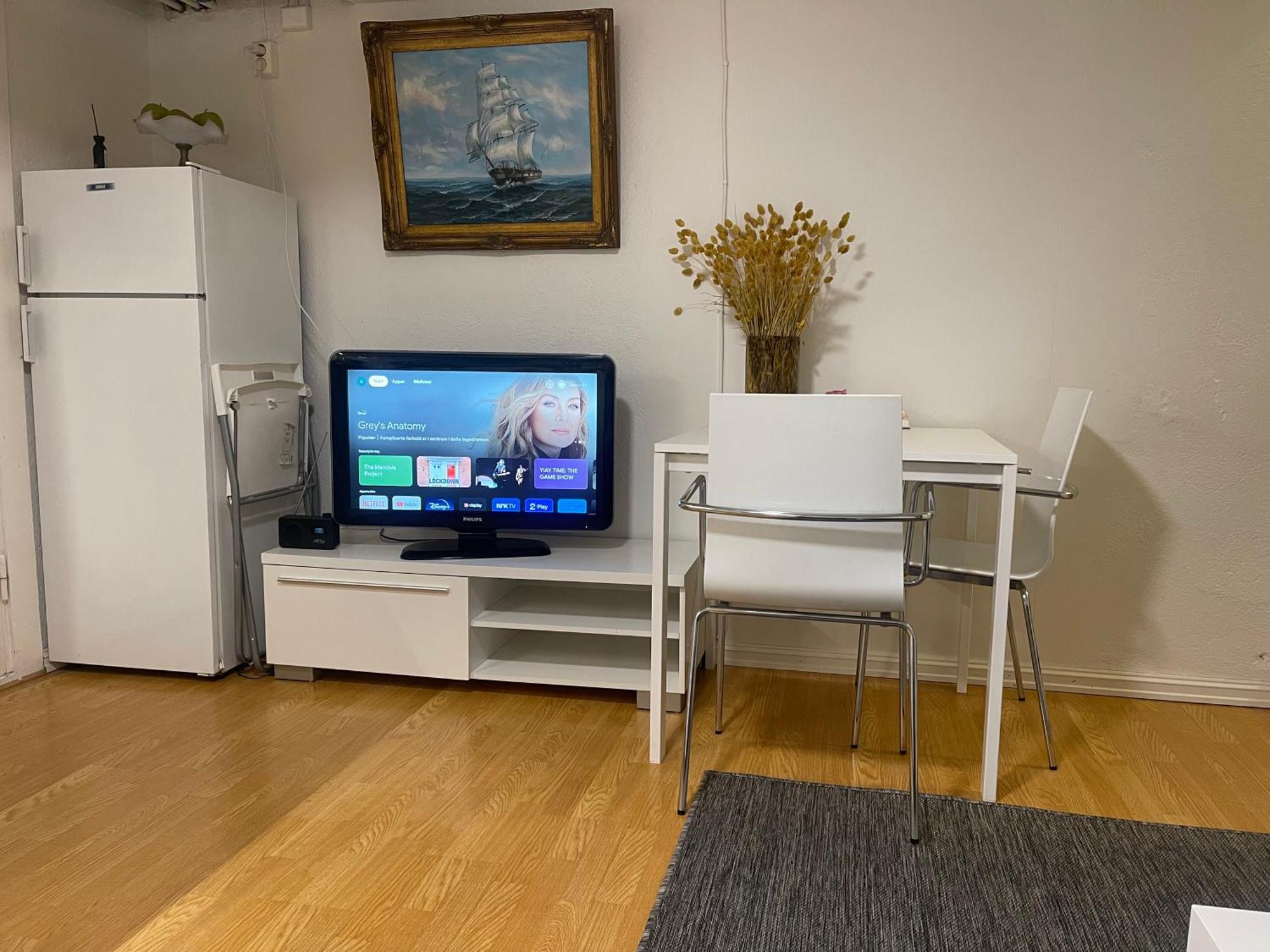 Nice Apartment With1 Bedroom Separate Living Room With A Sofa Bed And A Tiny Kitchen A Bathroom Located In Nordstrand Near By The Sea For 3 Guests With A Garden And Grill 5 Extra Guests With Extra Cost In The Cabin With Sea View Just Outside The Apar Oslo Bagian luar foto